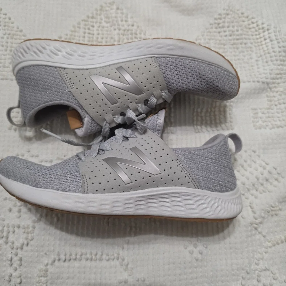 New Balance Fresh Foam Sport V1 Gray Running Shoes Women's Size 7 B [WSPTLW1]